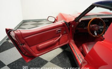 Chevrolet-Corvette-1982-Red-Red-41