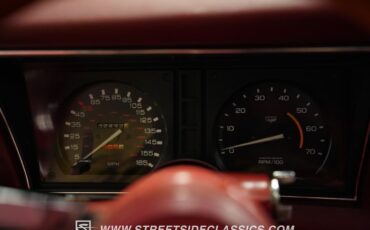 Chevrolet-Corvette-1982-Red-Red-45
