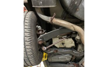 Chevrolet-Corvette-1982-Silver-Beige-silver-beige-leather-18