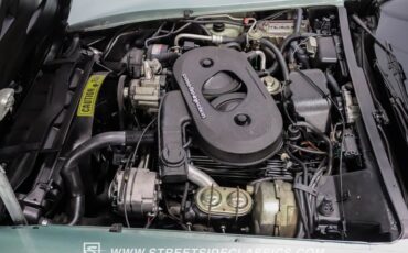 Chevrolet-Corvette-1982-Silver-Green-Silver-Green-47