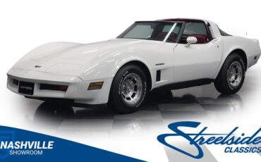 Chevrolet-Corvette-1982-White-Red-29