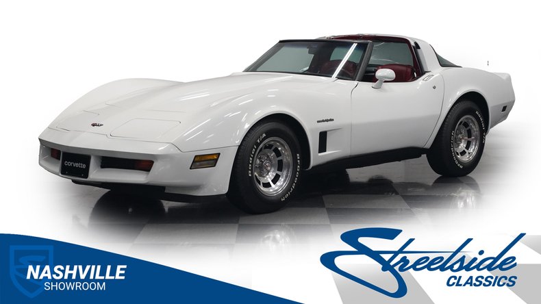Chevrolet-Corvette-1982-White-Red-29