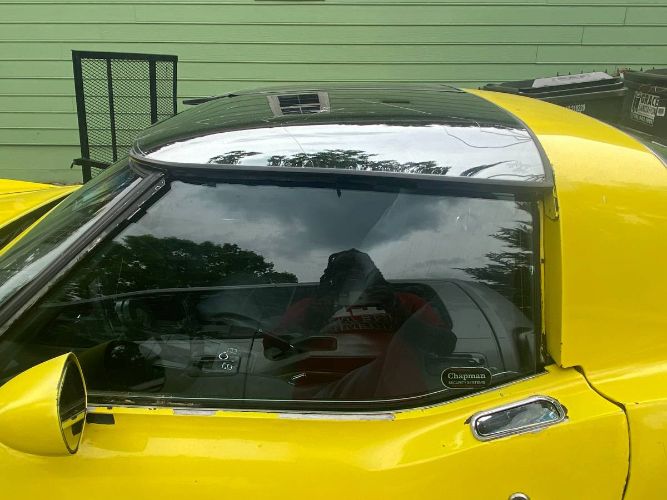 Chevrolet-Corvette-1982-Yellow-20