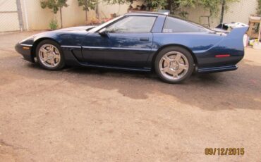 Chevrolet-Corvette-1984-1
