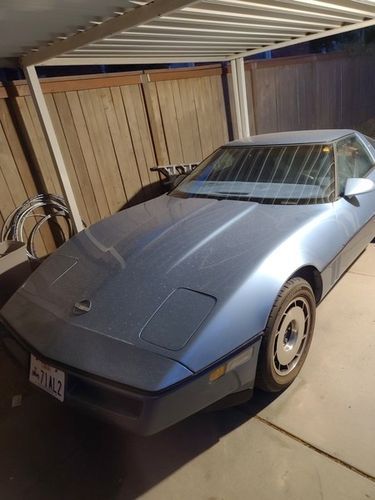 Chevrolet-Corvette-1984