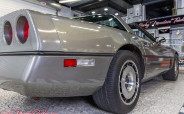 Chevrolet-Corvette-1984-29