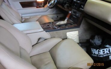 Chevrolet-Corvette-1984-3
