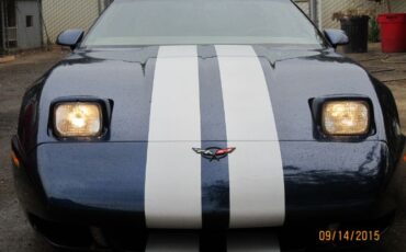 Chevrolet-Corvette-1984-4