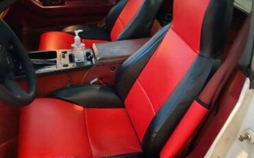 Chevrolet-Corvette-1984-4