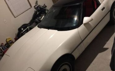 Chevrolet-Corvette-1984-7