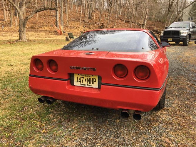 Chevrolet-Corvette-1984-7