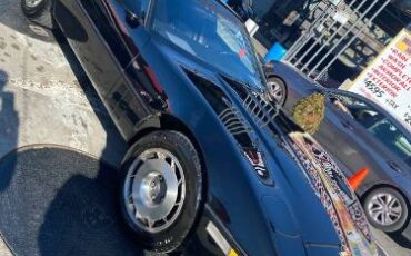 Chevrolet-Corvette-1984-Black-8