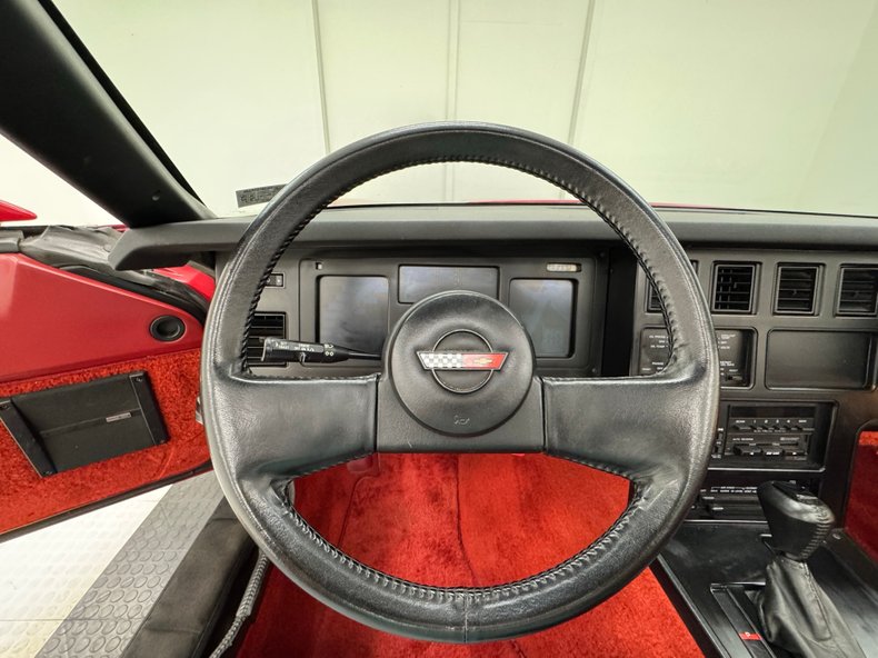 Chevrolet-Corvette-1984-Bright-Red-Red-34