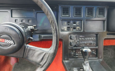 Chevrolet-Corvette-1984-Hatchback-15