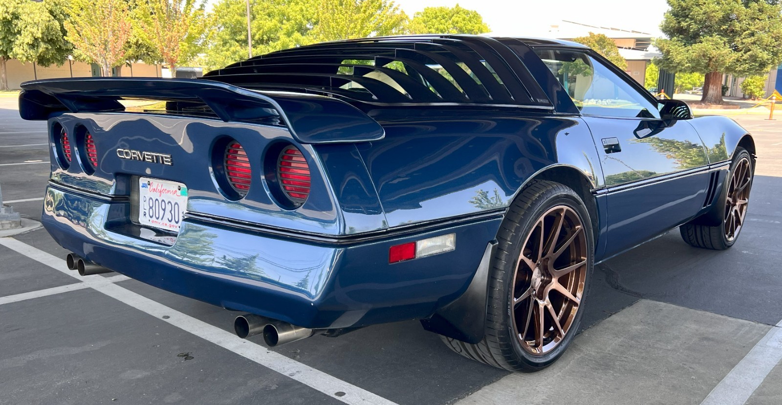 Chevrolet-Corvette-1984-Hatchback-28