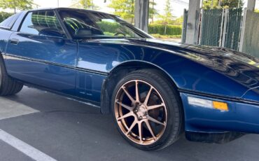 Chevrolet-Corvette-1984-Hatchback-30