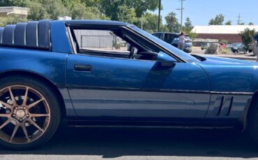 Chevrolet-Corvette-1984-Hatchback-6