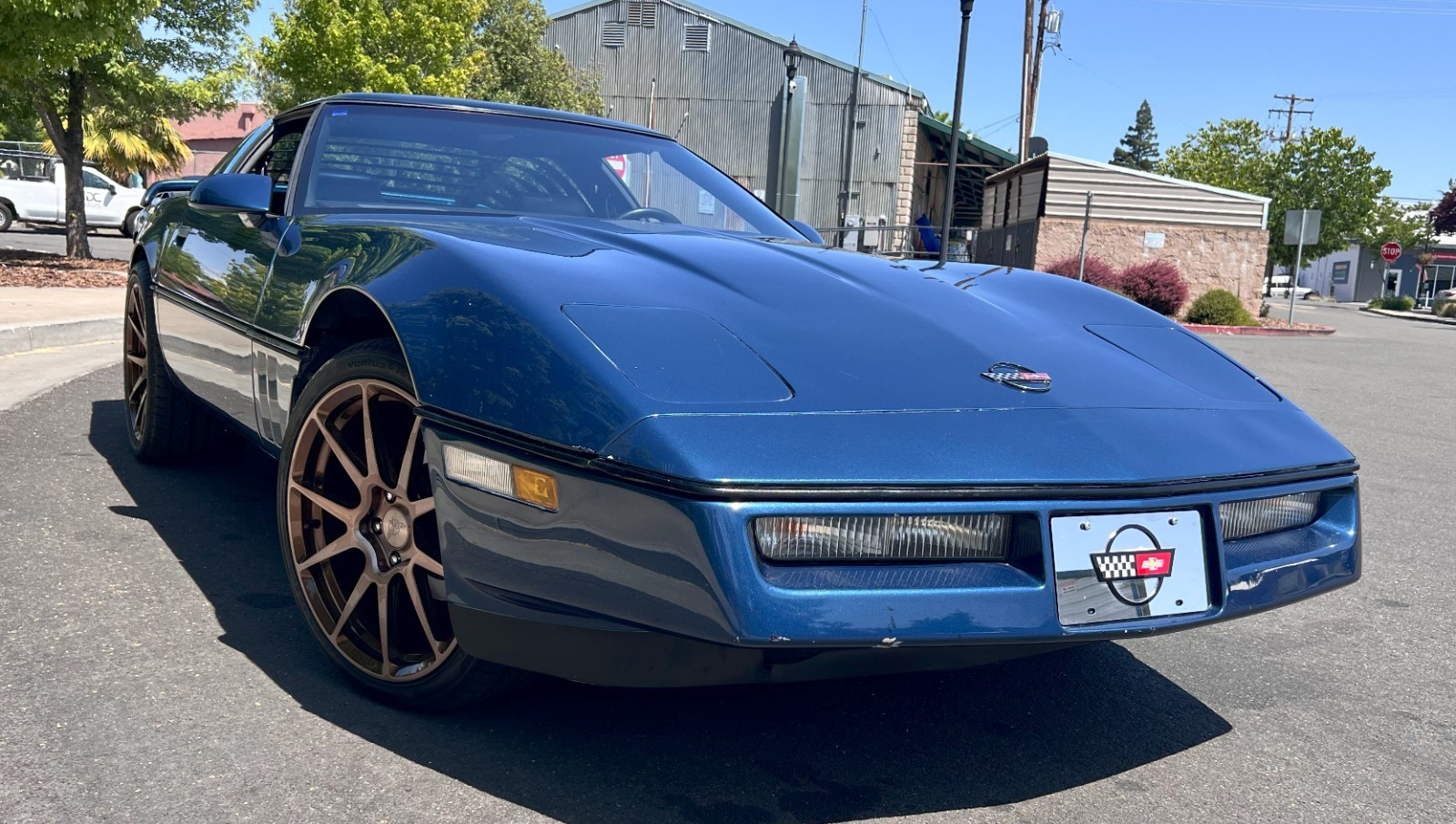 Chevrolet-Corvette-1984-Hatchback-7