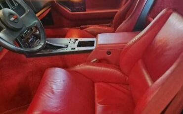 Chevrolet-Corvette-1984-Red-11
