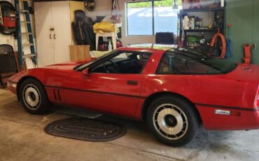Chevrolet-Corvette-1984-Red-12