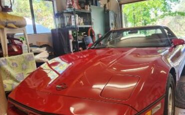 Chevrolet-Corvette-1984-Red-15