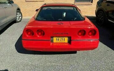 Chevrolet-Corvette-1984-Red-4