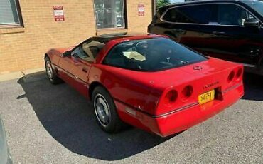 Chevrolet-Corvette-1984-Red-5