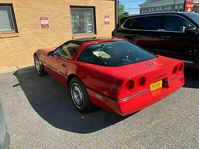 Chevrolet-Corvette-1984-Red-5