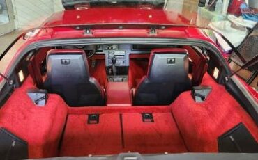 Chevrolet-Corvette-1984-Red-5