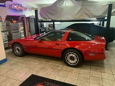 Chevrolet-Corvette-1984-Red-7