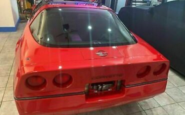 Chevrolet-Corvette-1984-Red-8