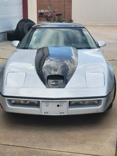 Chevrolet-Corvette-1984-Silver-7