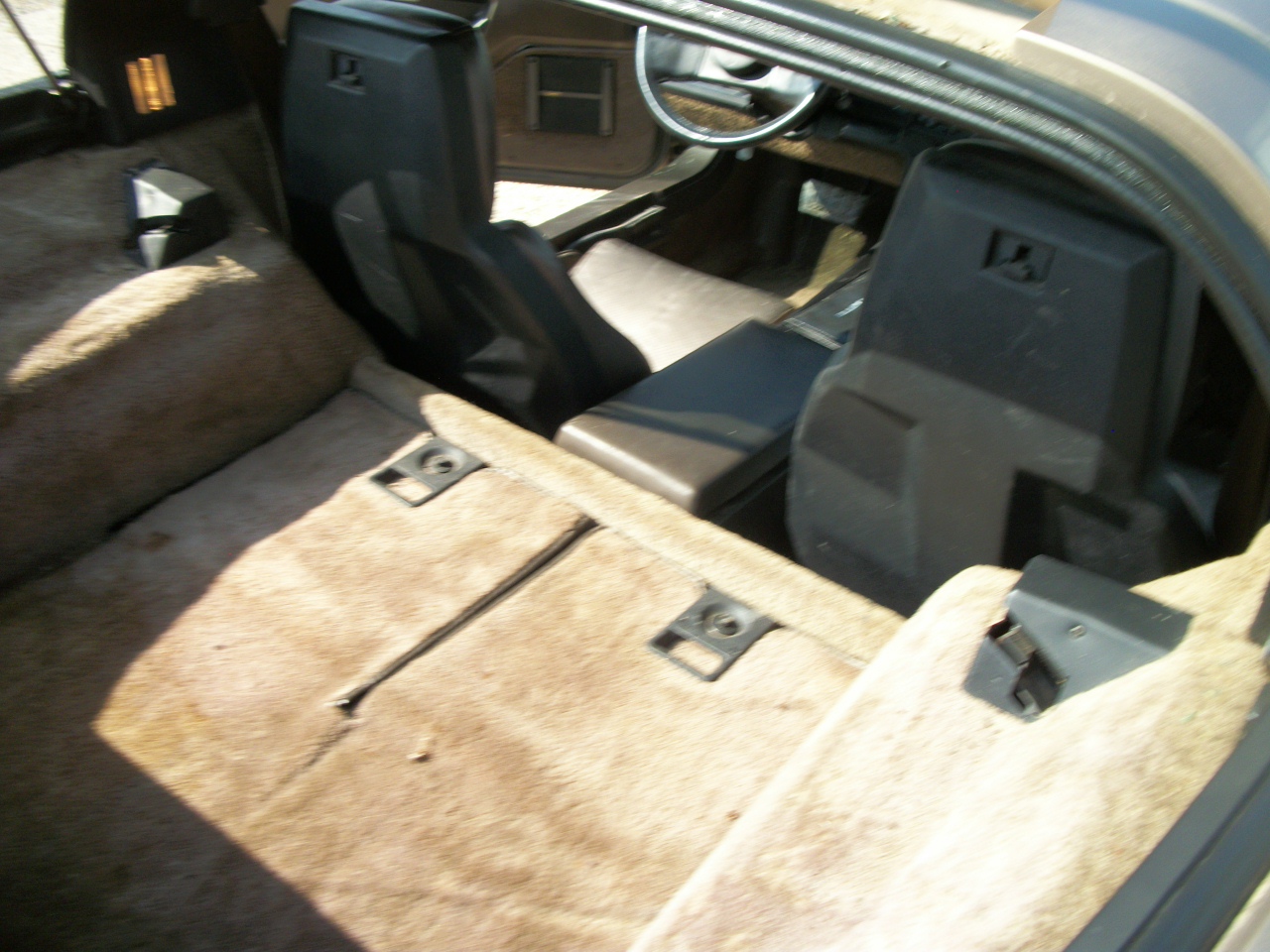 Chevrolet-Corvette-1984-bronze-metallic-bronze-16