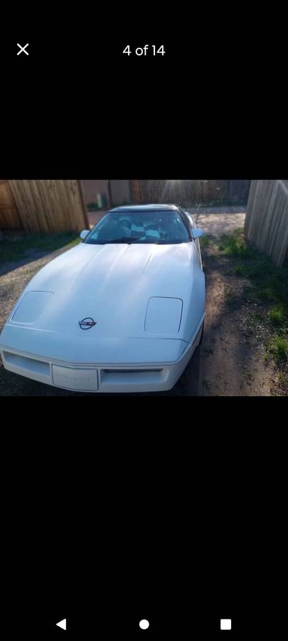 Chevrolet-Corvette-1984-white-1