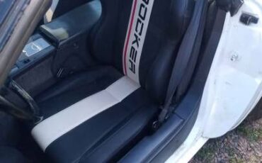 Chevrolet-Corvette-1984-white-4