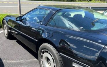 Chevrolet-Corvette-1985-4