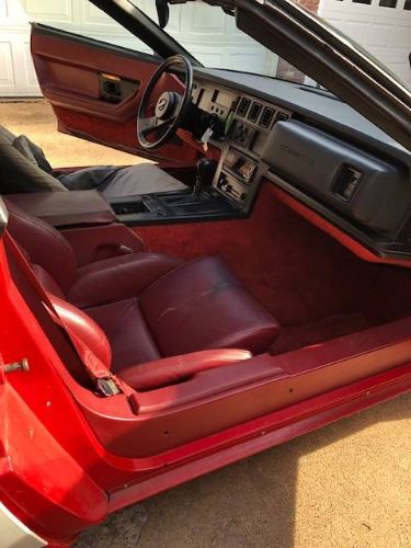 Chevrolet-Corvette-1985-5