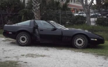 Chevrolet-Corvette-1985-8