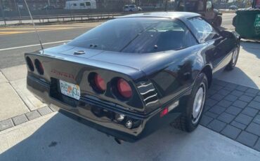 Chevrolet-Corvette-1985-Black-Charcoal-12