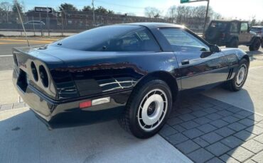 Chevrolet-Corvette-1985-Black-Charcoal-15