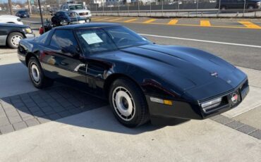 Chevrolet-Corvette-1985-Black-Charcoal-18