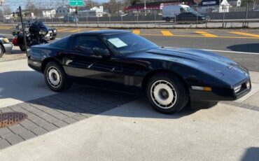 Chevrolet-Corvette-1985-Black-Charcoal-19