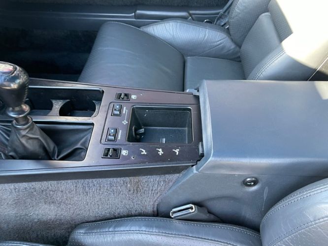 Chevrolet-Corvette-1985-Black-Charcoal-9
