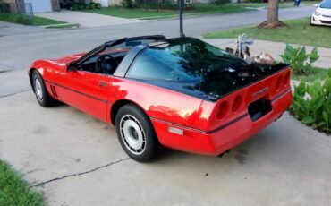 Chevrolet-Corvette-1985-Custom-4