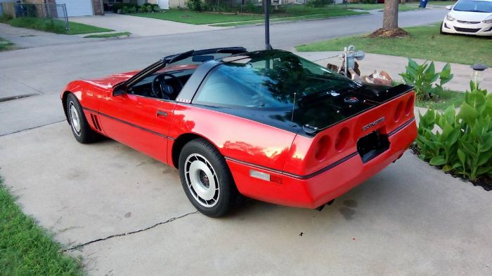 Chevrolet-Corvette-1985-Custom-4