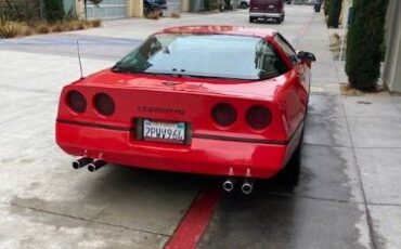 Chevrolet-Corvette-1985-Red-1