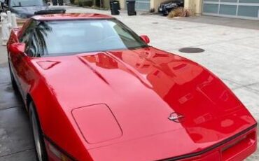 Chevrolet-Corvette-1985-Red-5