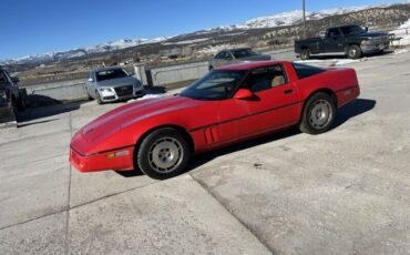 Chevrolet-Corvette-1985-Red-Tan-16