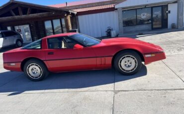 Chevrolet-Corvette-1985-Red-Tan-7