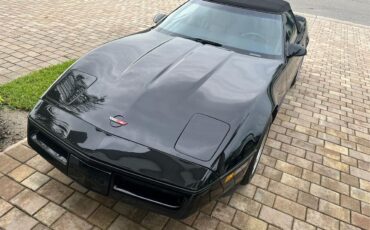 Chevrolet-Corvette-1986-Black-Beige-1